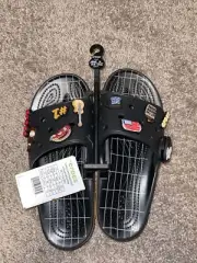 New LUKE COMBS X CROCS CLASSIC BOOTLEGGER SLIDE Men’s 6 Womens 8- In Hand