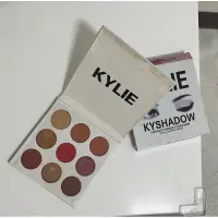 在飛比找蝦皮購物優惠-KYLIE kyshadow 眼影盤