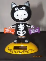 Solar Halloween Black Cat White Skeleton trick or treat bobble head yellow base
