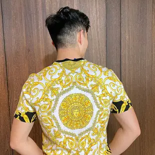 美國百分百【全新真品】Versace 凡賽斯 VJ 短袖 T恤 T-shirt 女王頭 義大利精品 黑色 BQ64