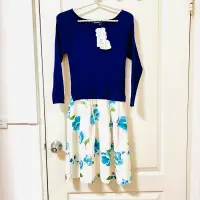 在飛比找蝦皮購物優惠-全新 Cantwo 甜美溫柔深藍色針織上衣拼接花柄裙 長袖洋