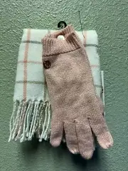 New Calvin Klein 2 Pc Set Scarf & Touch Gloves OS AOKZ4569 Eggshell