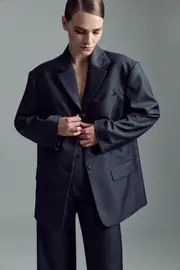 akia oversized blazer in dark charcoal