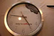 Wall Clock Battery Operated Non Ticking 14 Inch Silent Modern Silver batt. incl