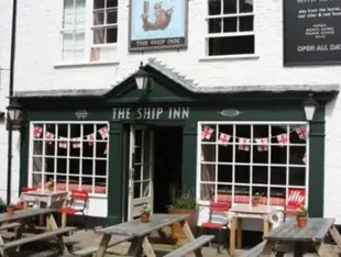 航船酒店The Ship Inn