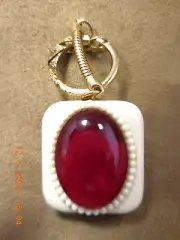 VINTAGE FUJI MUSIC BOX KEYCHAIN BURGUNDY/ RED JEWEL "LARA'S THEME" (SEE VIDEO)