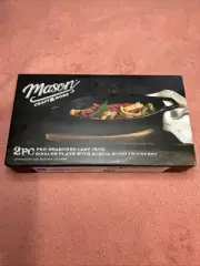 2-piece Mason Craft & More pre-seasoned cast iron sizzler plate wood trivet set