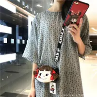 在飛比找ETMall東森購物網優惠-錢包款卡通可愛牛奶妹iphonexsmax少女心掛脖11斜挎