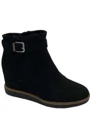 Dr. Scholl's Wedge Booties Jacinda Black