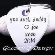 Personalised Stainless Steel Any Words Guitar Pick Keyring Daddy or mummy D149