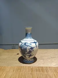 在飛比找Yahoo!奇摩拍賣優惠-【二手】青花鳳凰紋飾觀音瓶，凈瓶。32615【如意坊】