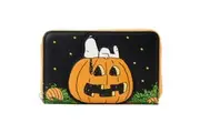 Peanuts Great Pumpkin Snoopy Doghouse Zip Purse