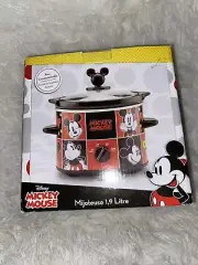 Disney DCM-200CN Mickey Mouse Slow Cooker, 2-Quart, Red/Black New in Box