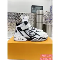 在飛比找蝦皮購物優惠-二手精品 LV 路易威登 LV TRAINER 2 運動鞋 