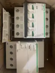 1PCS NEW iC65N 4P D63A 30mA Leakage switch Schneider