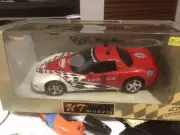 CORVETTE SAVETY CAR 1:18 LE MANS ‘99, $ 65.00+ Shipping