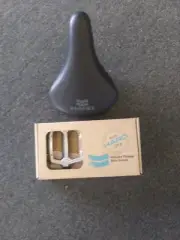 Haro Chevron railed seat and Haro Fusion Pedals 9/16 silver