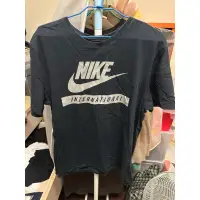 在飛比找蝦皮購物優惠-Nike international logo 反光 黑 T