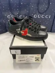 Authentic Gucci Women’s Ace Heart/Dagger Sneaker Size 40 NIB