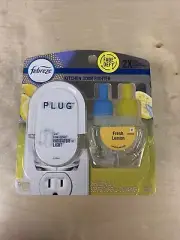 Febreze Kitchen Fade Defy Plug Air Freshener - Fresh Lemon Scent -2pk