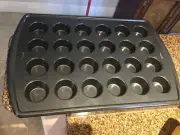 Wilton Perfect Results Premium Non-Stick Mega Standard-Size Muffin and Cupcake B