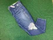 NEW - AMERICAN EAGLE OUTFITTERS JEGGING NEXT LEVEL STRETCH JEANS- SIZE 24