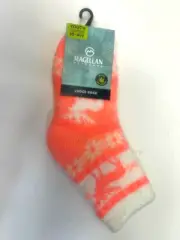Magellan Outdoors Lodge Moose Youth Aloe Infused Pink Socks NEW