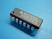 (1) MOTOROLA SC421025CP 16 PIN PLASTIC DIP IC CHIP SUPER RARE TRIDELTA FURNACE