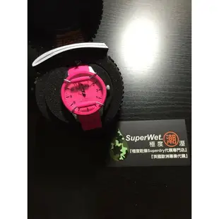 跩狗嚴選 特價出清 極度乾燥 Superdry Scuba Watch 防水 運動手錶 不繡鋼 桃紅 日本石英機芯 粉紅