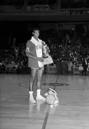Oscar Robertson Of The Cincinnati Royals 1960S Old Basketball Photo