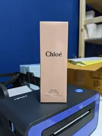 在飛比找Yahoo!奇摩拍賣優惠-香親香愛～～Chloe 同名女性淡香精護手霜 75ml