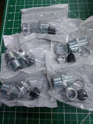 (5) Cooper CGB293 Strain Relief Cord Grip 3/4 Knock-out .250"-.375" Cable
