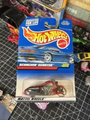1998 Hot Wheels Worlds Coolest Car Co. "Scorchin' Scooter" 1/64 Die Cast #1075