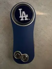 Pitchfix divot repair tool with los angeles dodgers