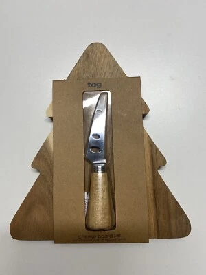 TAG Acacia Tree Board & Magnetic Cheese Knife Set Christmas Tree Winter