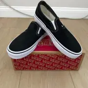 NEW VANS Men 8 Women 9.5 Classic Slip on Black White Canvas Skateboard Shoes