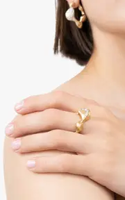 [VRAM] Cayryn I 18K Yellow Gold Diamond Ring