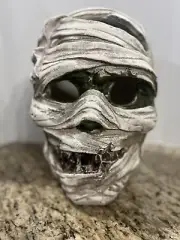 Light Up Large Mummy Head Bust Ceramic Halloween Monster Prop Decoration