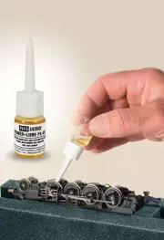Peco Power-Lube liquid lubricant and cleaner OO Gauge Model Railway PL-64