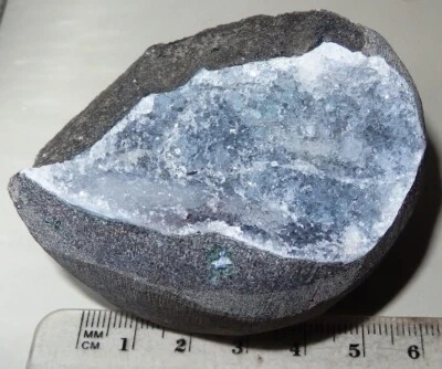 Grey Chalcedony - Jalgaon Mine India Mineral specimen 64x50mm 184fg #inc77
