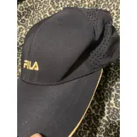 在飛比找蝦皮購物優惠-有壓痕  七成新 二手 古著 Fila  機能 老帽 棒球帽