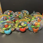 Solar Powered Dancing Bobble Head Toy - Set Of 11 - Mini Dancing Flowers