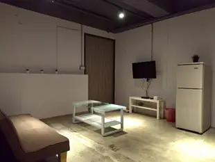 松山區的2臥室公寓 - 15平方公尺/1間專用衛浴