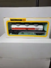 HO Scale Bachmann 3 Dome Tank Car Exxon NOS