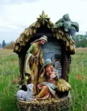 Holy Family Nativity Set Scene in Stable Creche 15 in Indoor Outdoor Yard Decor