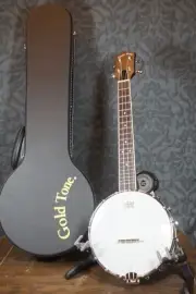 Gold Tone BUT: Tenor-Scale Banjo Ukulele with hard-shelled case