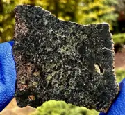 meteorite: NWA 16481Weight 3.656 Gram. Beautiful Martian Shergottite