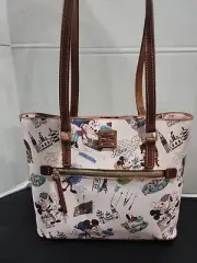 Disney Parks 2022 Dooney & Bourke Epcot Food & Wine Festival Mickey Tote Bag NWT