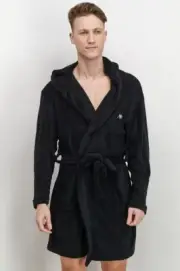 Aeropostale Men Hooded Plain Belted Long Sleeve Bath Robe, Black