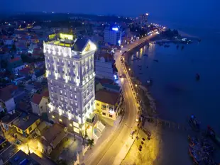 廣平河畔飯店Riverside Hotel Quang Binh